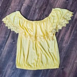 NWT  Women's Top